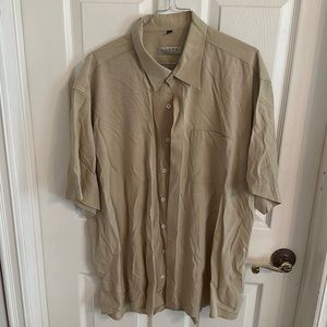 Green button down XXL